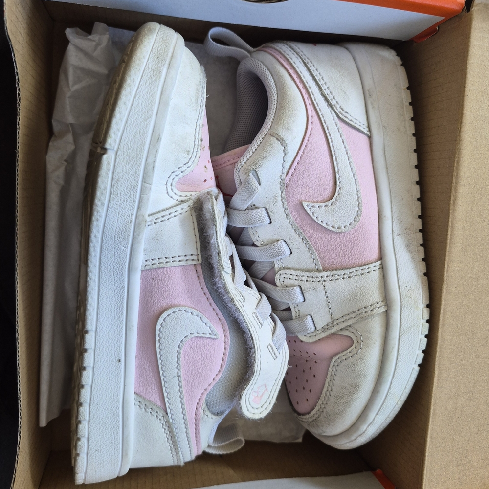 Kids Pink and White Athletic Sneakers - Brand: Nike - Picture 5 of 5